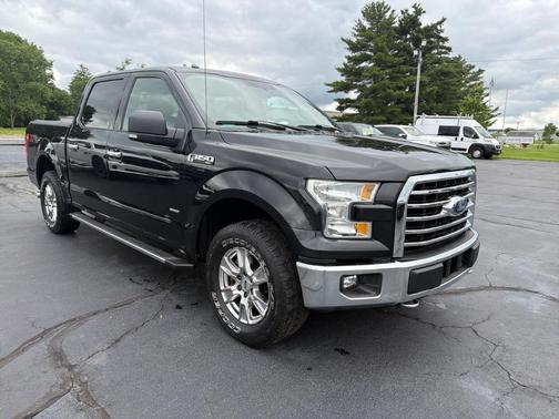 Black 2015 Ford F-150 Lariat