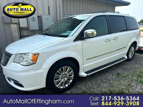 2015 Chrysler Town & Country Limited Platinum