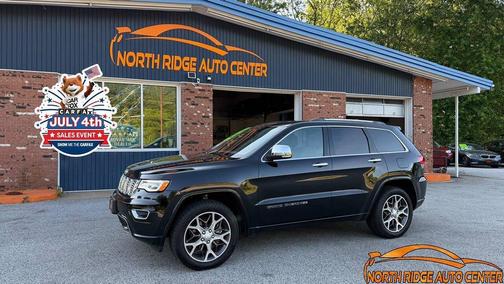 Diamond Black Crystal Pearlcoat 2020 Jeep Grand Cherokee Overland