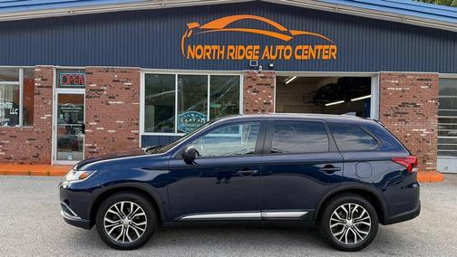 Cosmic Blue Metallic 2017 Mitsubishi Outlander ES S-AWC