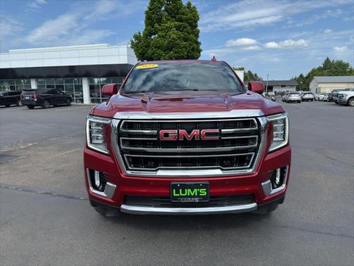 2023 GMC Yukon SLT