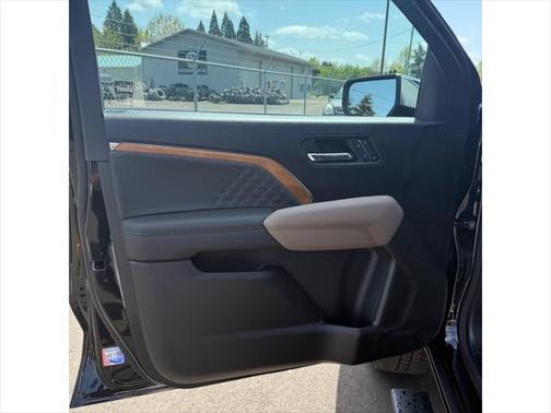 2025 GMC Canyon Denali