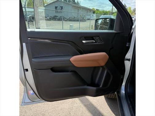 2025 GMC Canyon Base