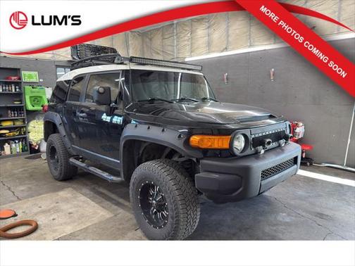 2011 Toyota FJ Cruiser Base