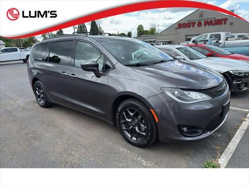 2019 Chrysler Pacifica Touring-L Plus