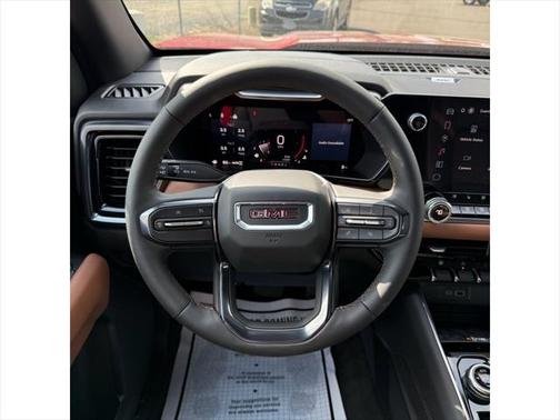 2025 GMC Canyon Base