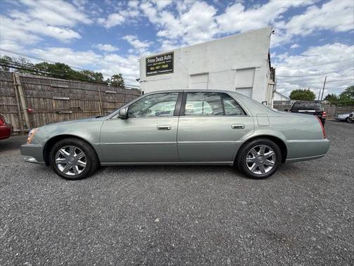 2006 Cadillac DTS Luxury