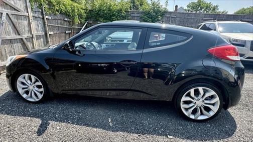 2013 Hyundai Veloster Base