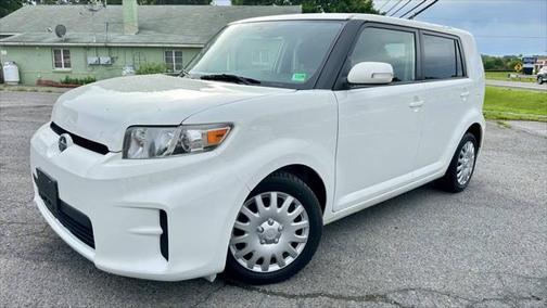 2012 Scion xB Release Series 9.0