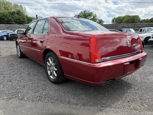 2010 Cadillac DTS Luxury Collection