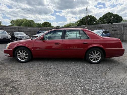 2010 Cadillac DTS Luxury Collection