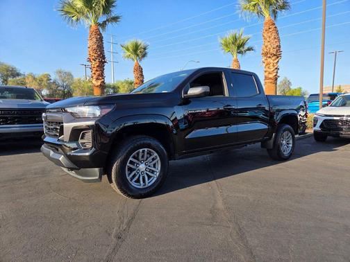 2025 Chevrolet Colorado WT