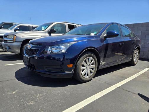 Imperial Blue Metallic 2011 Chevrolet Cruze LT
