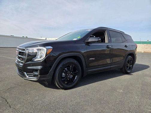 Ebony Twilight Metallic 2023 GMC Terrain AWD AT4