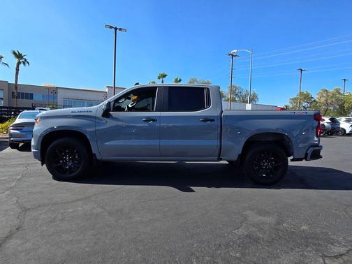 2025 Chevrolet Silverado 1500 Custom