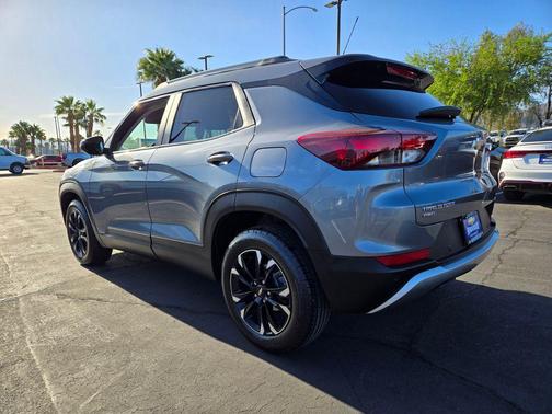 Satin Steel Metallic 2021 Chevrolet Trailblazer LT