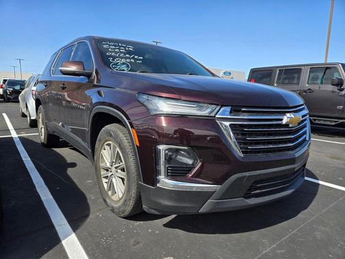 2022 Chevrolet Traverse LT Cloth