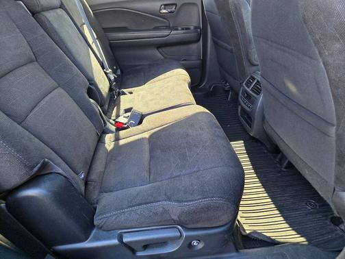 2022 Honda Pilot 2WD Sport