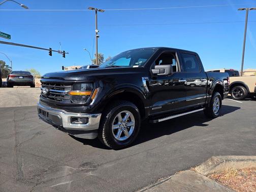 Agate Black Metallic 2024 Ford F-150 XLT