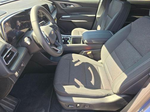 Lakeshore Blue 2026 Chevrolet Traverse LT
