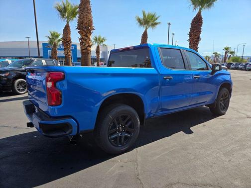 2025 Chevrolet Silverado 1500 Custom