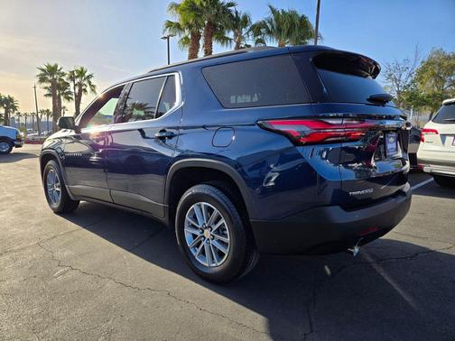 Northsky Blue Metallic 2023 Chevrolet Traverse LT Cloth