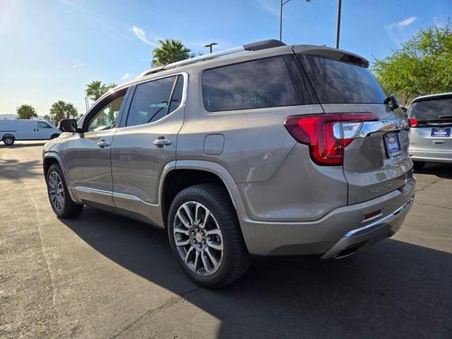 Light Stone Metallic 2023 GMC Acadia Denali