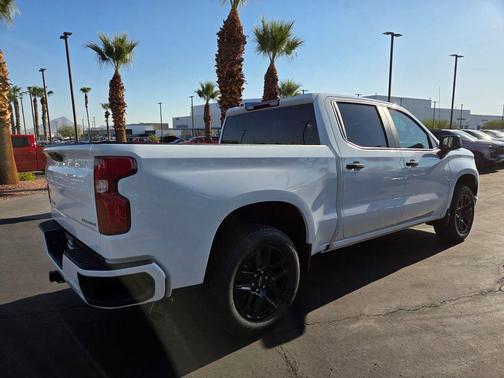 2025 Chevrolet Silverado 1500 Custom