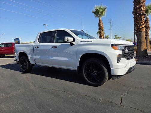 2025 Chevrolet Silverado 1500 Custom