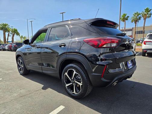 Mosaic Black Metallic 2023 Chevrolet Trailblazer RS