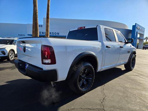 2024 RAM 1500 Classic Warlock Crew Cab 4x2 5'7' Box