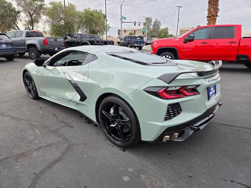 2024 Chevrolet Corvette Stingray w/2LT