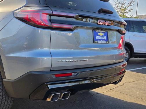 Sterling Metallic 2024 GMC Acadia AWD AT4