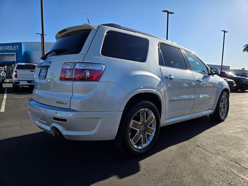 White Diamond Tricoat 2012 GMC Acadia Denali
