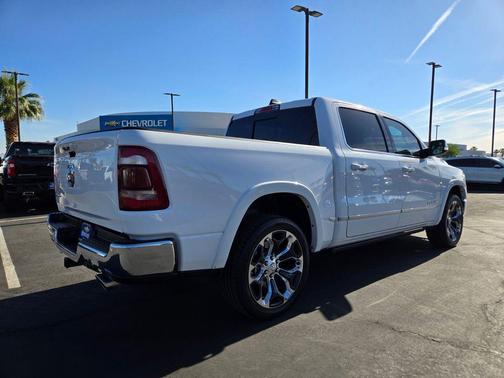 Bright White Clearcoat 2021 RAM 1500 Limited