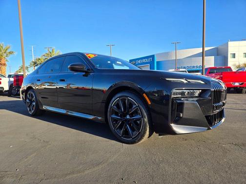 Black Sapphire Metallic 2023 BMW 760 i xDrive