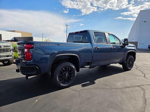 2025 Chevrolet Silverado 2500 Custom