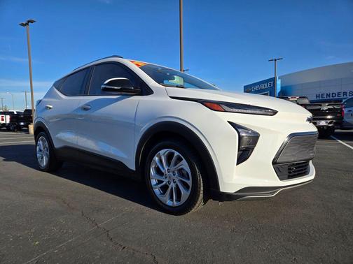 Summit White 2023 Chevrolet Bolt EUV FWD LT