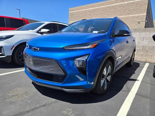 Bright Blue Metallic 2023 Chevrolet Bolt EUV FWD LT