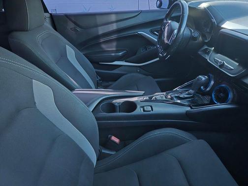 2017 Chevrolet Camaro 1LT