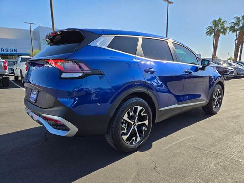 Sapphire Blue 2024 Kia Sportage EX