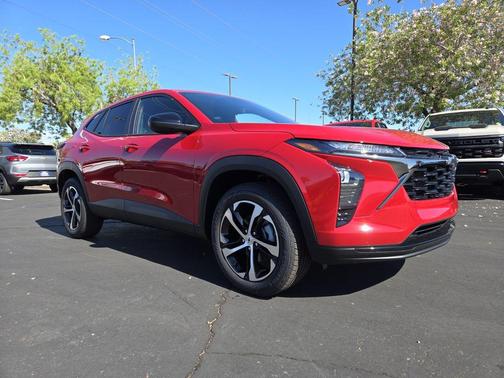 Apex Red 2026 Chevrolet Trax FWD 1RS