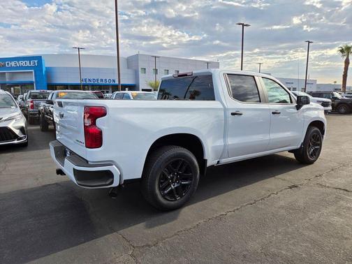 2026 Chevrolet Silverado 1500 Custom