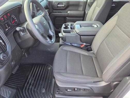 2025 Chevrolet Silverado 2500 Custom