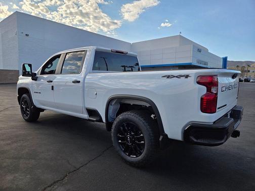 2025 Chevrolet Silverado 2500 Custom