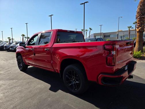 2025 Chevrolet Silverado 1500 Custom