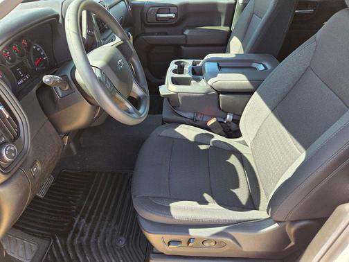 2025 Chevrolet Silverado 2500 Custom