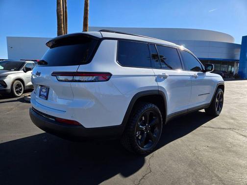2022 Jeep Grand Cherokee L Altitude