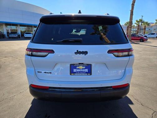 2022 Jeep Grand Cherokee L Altitude
