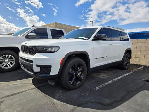 2022 Jeep Grand Cherokee L Altitude